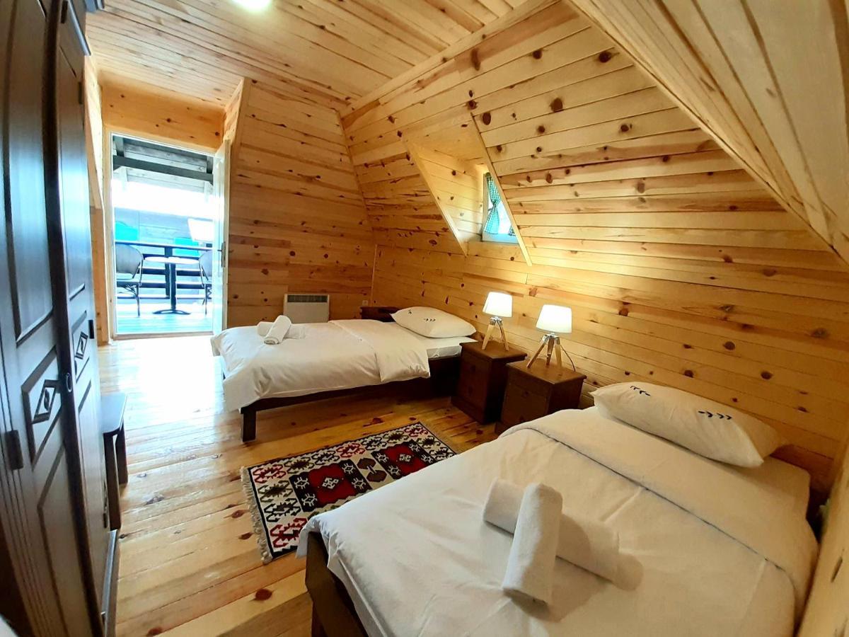 El Paso City, Zlatibor - Unique Wooden Cottages, Treehouse, Wild West Rooms, Accommodation 1-6 People Екстериор снимка