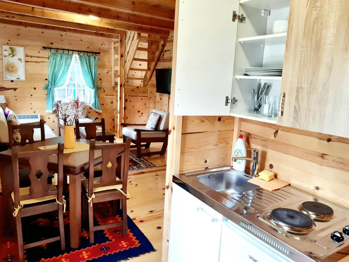 El Paso City, Zlatibor - Unique Wooden Cottages, Treehouse, Wild West Rooms, Accommodation 1-6 People Екстериор снимка