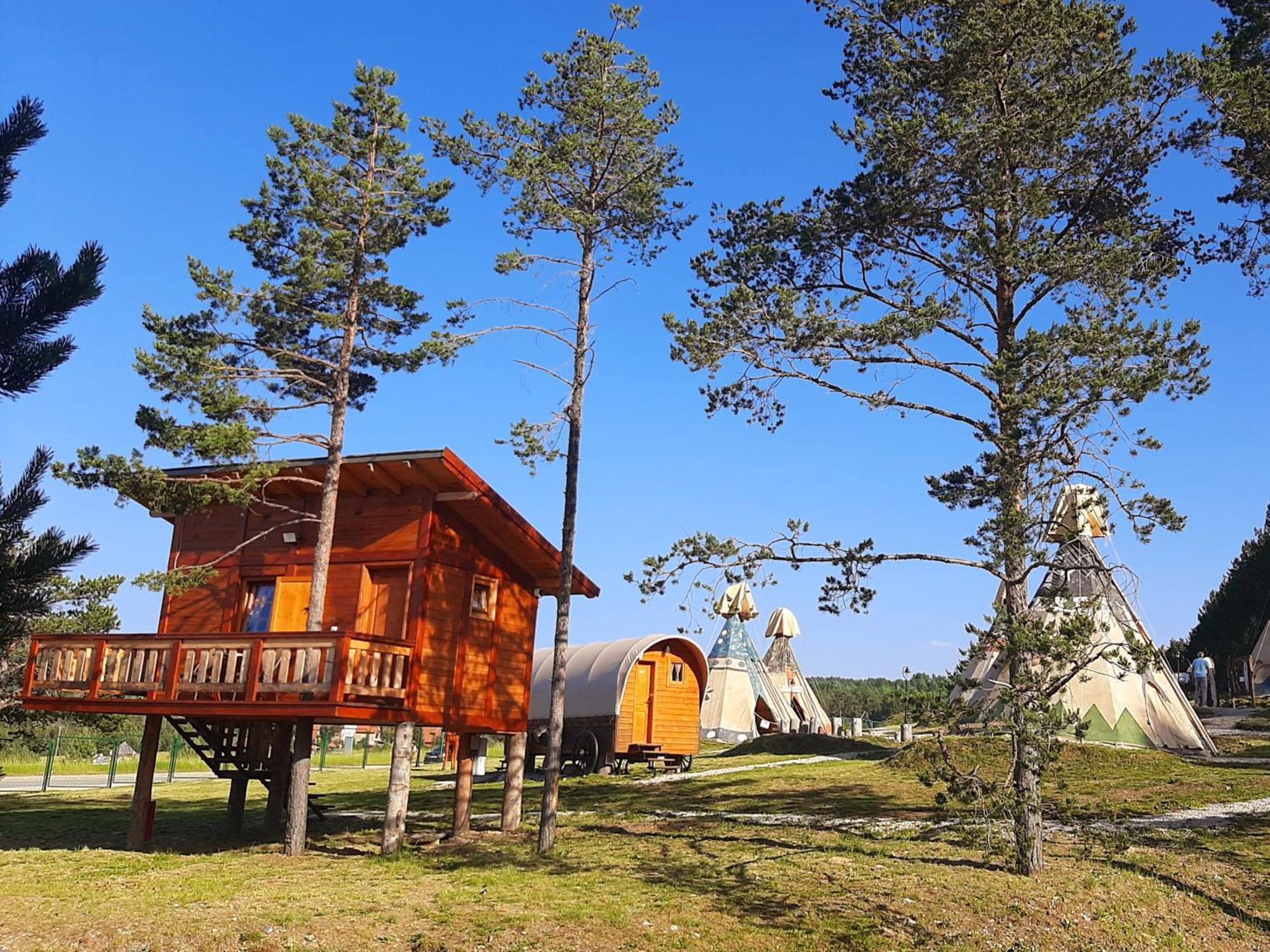 El Paso City, Zlatibor - Unique Wooden Cottages, Treehouse, Wild West Rooms, Accommodation 1-6 People Екстериор снимка